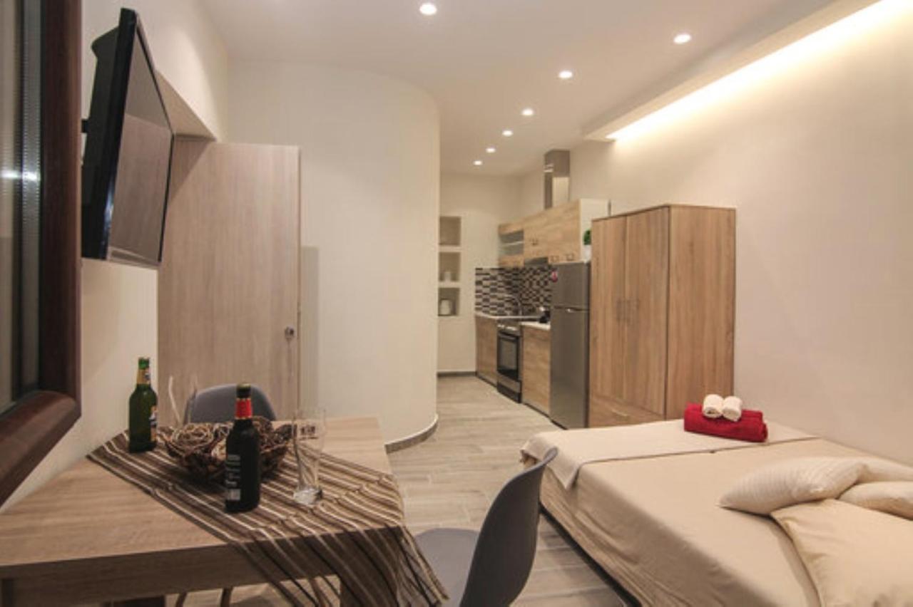 Corfu  Contemporary Studios Old Port By Corfuescapes מראה חיצוני תמונה